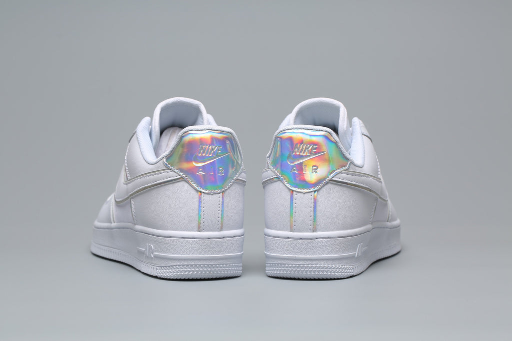 Classic Low Sneaker 07 LV8 All White AF1