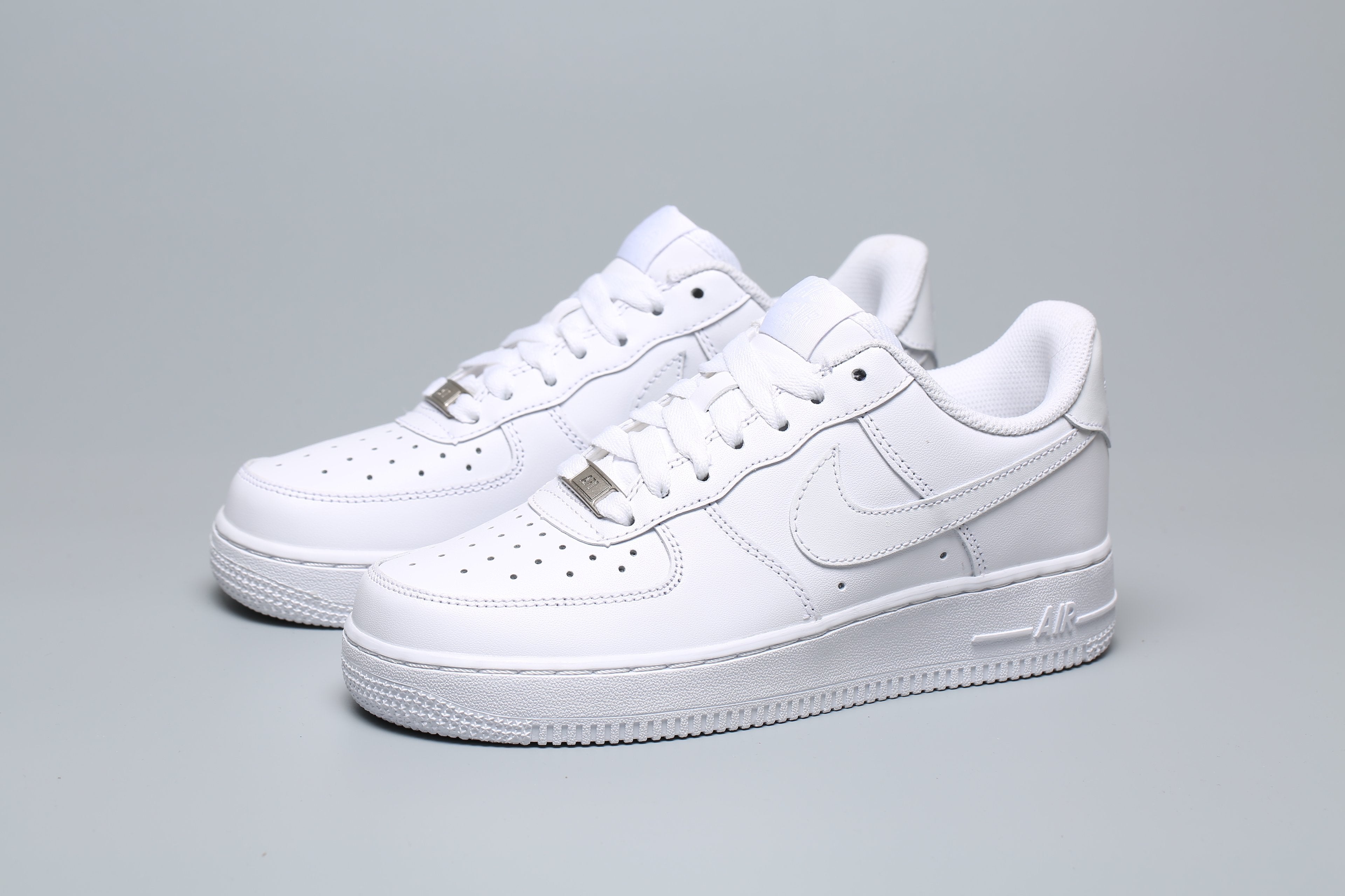 Classic Low Sneaker All White AF1