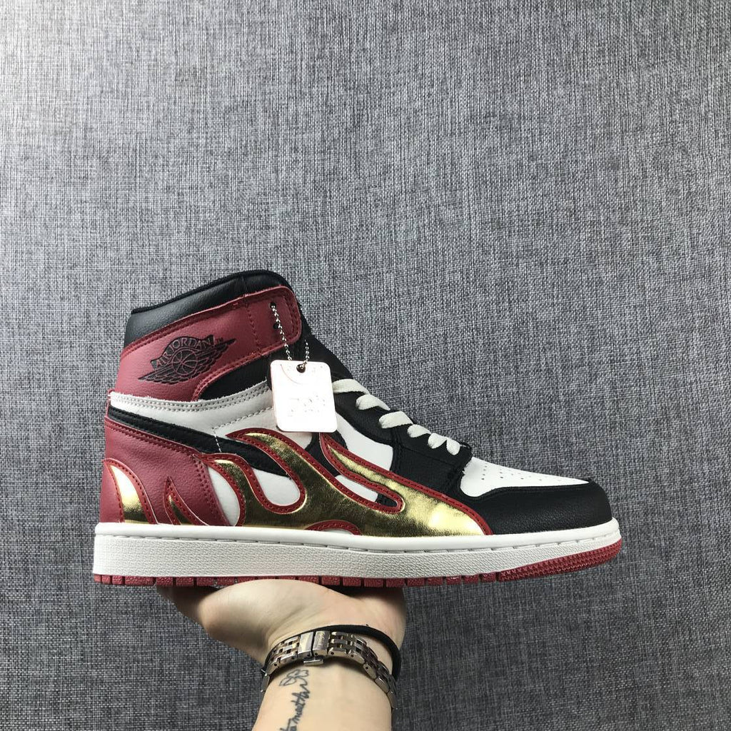 Retro Basketball Shoe 1 Fire Bred Black Toe Limited AJ1