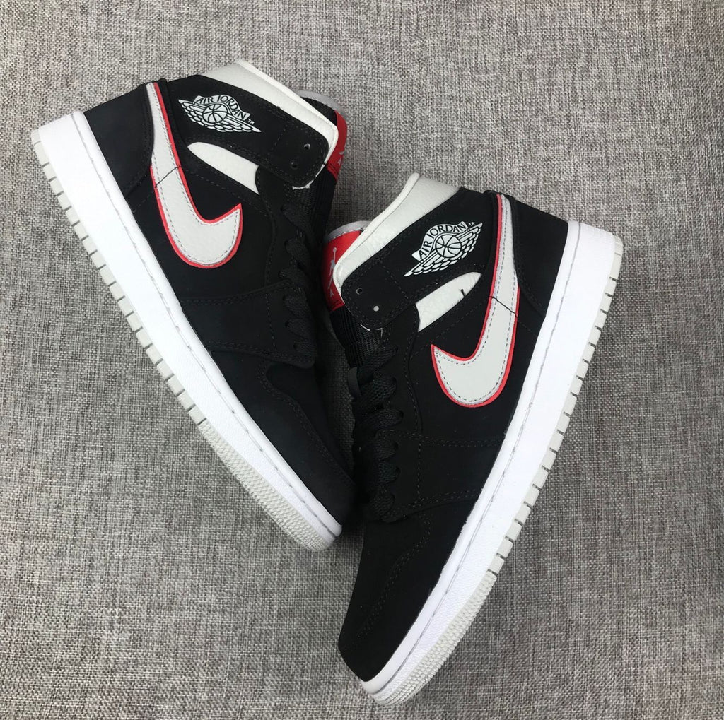 Retro Basketball Shoe 1 Mid Black White With Orange Swooh AJ1