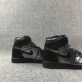 Retro Basketball Shoe 1 Mid Modern Black Silver AJ1