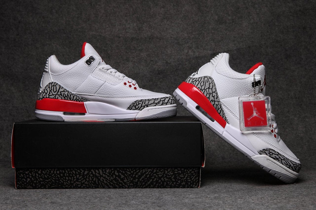Retro Basketball Shoe 3 White Cement x Orange AJ3