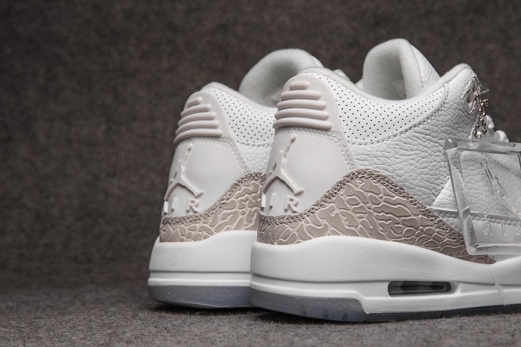 Retro Basketball Shoe 3 White Grey Cement AJ3