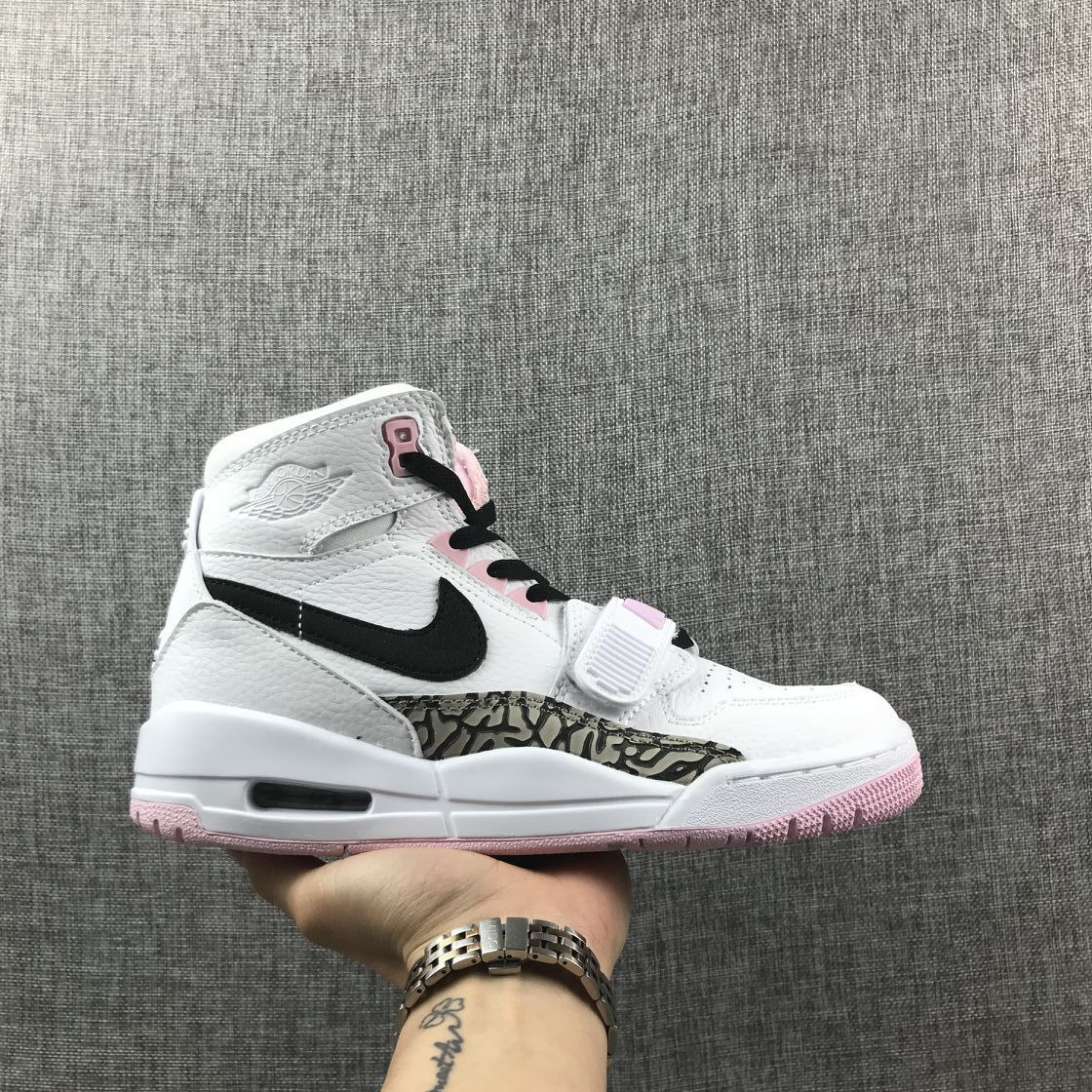 Retro Basketball Shoe 312 Black White Cement AJ312
