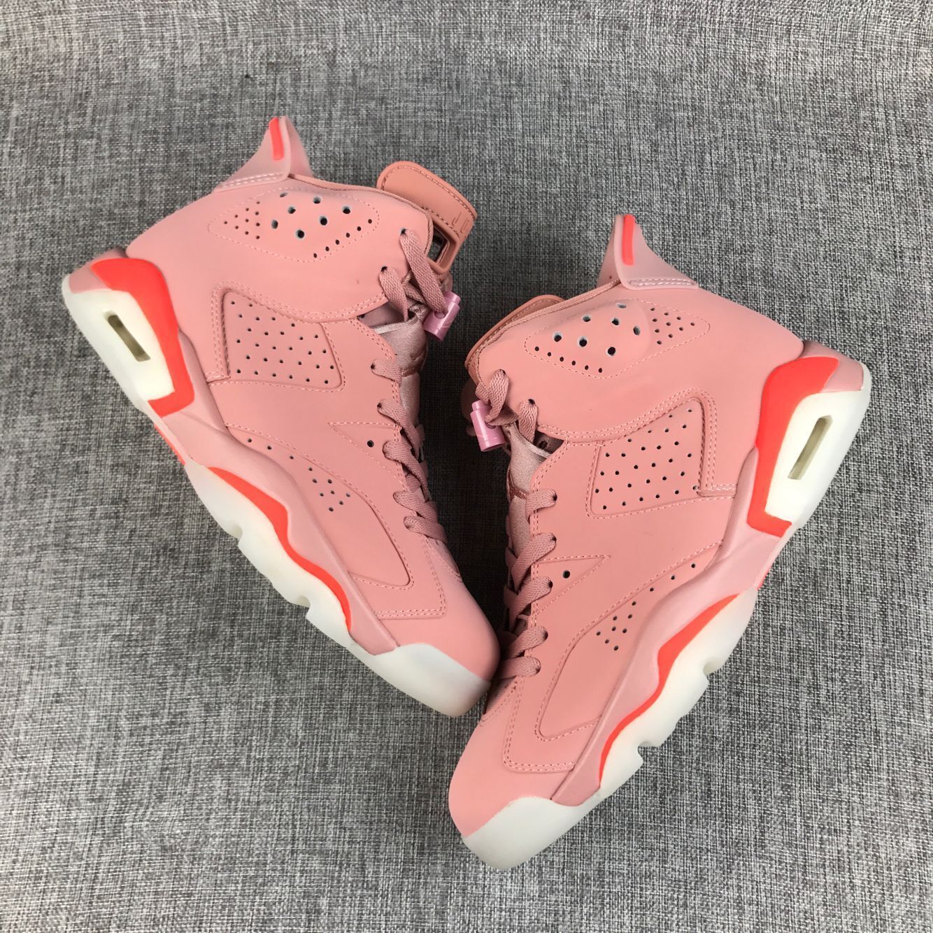 Retro Basketball Shoe 6 Pinky AJ6