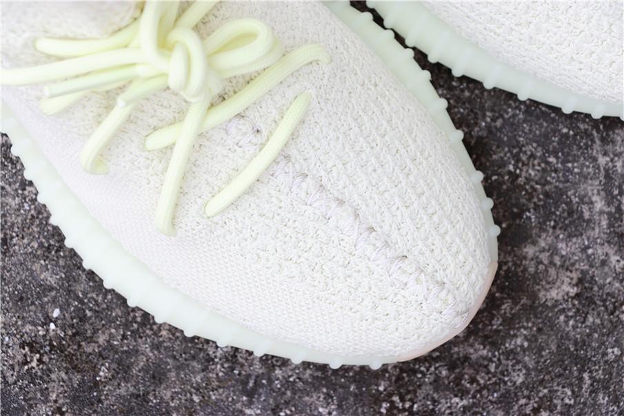 Boost Sneaker 350 V2 Butter YZ350
