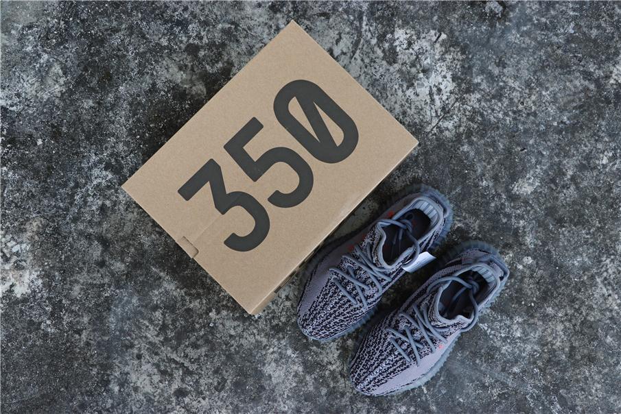Boost Sneaker 350 V2 Grey YZ350