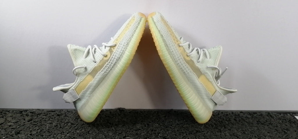 Boost Sneaker 350 V2 Hyperspace YZ350