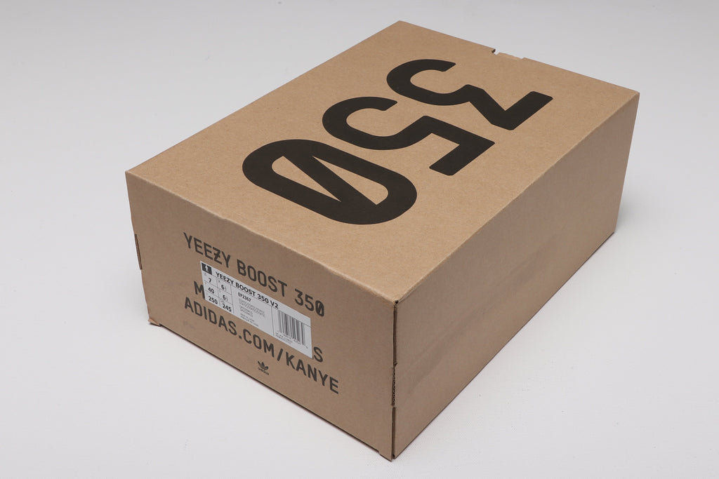 Boost Sneaker 350 V2 Static Non Reflective YZ350