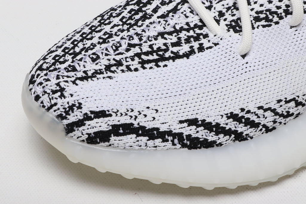 Boost Sneaker 350 V2 Zebra YZ350