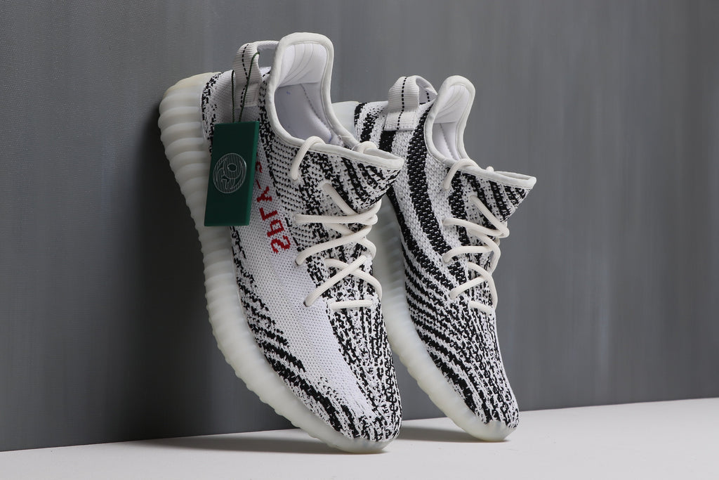 Boost Sneaker 350 V2 Zebra YZ350