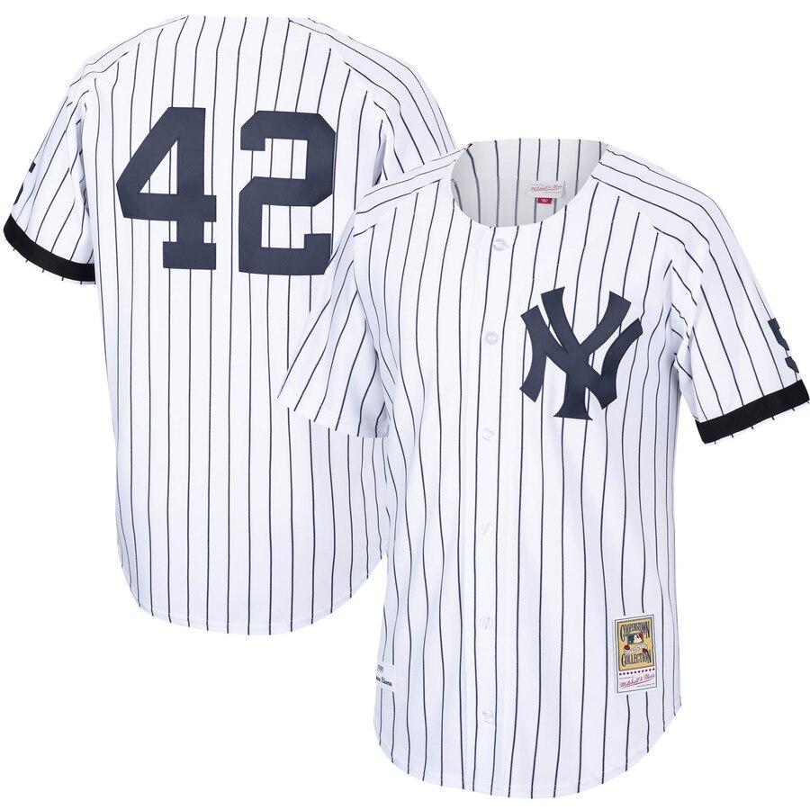 Mariano Rivera New York Yankees White/Navy Home 1999 Cooperstown Collection Authentic Jersey