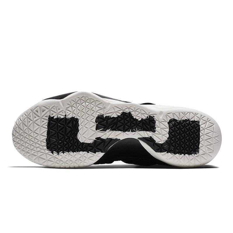 Men's LBJ Basketball Shoe Soldier 11 Basketball Shoes